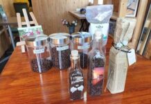 【6476】珈琲豆とプレゼント雑貨 haru